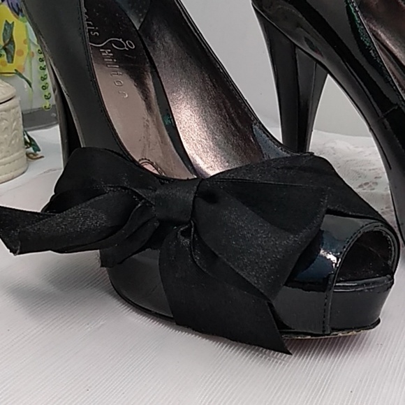 🍊Paris Hilton Black Peep-Toe 4" Pumps w/Bow - Picture 8 of 8